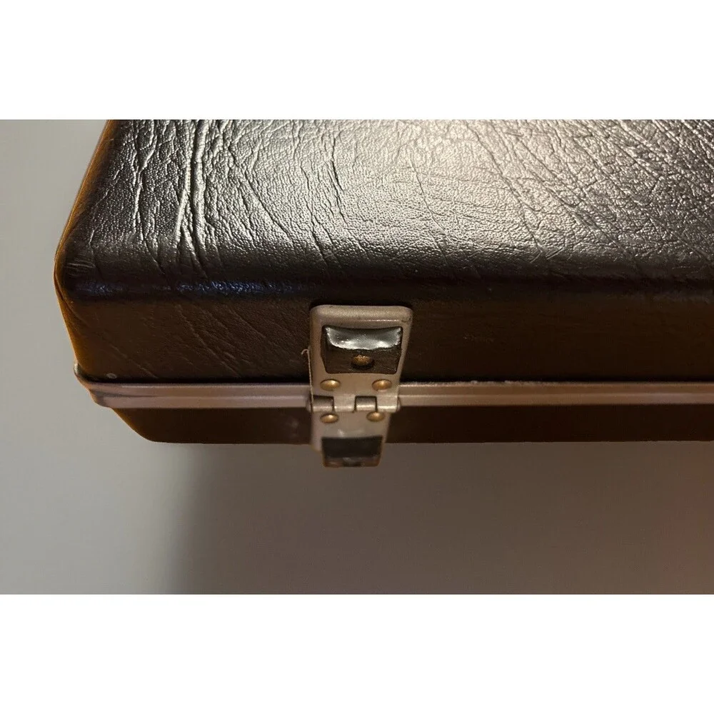 Vintage 1970’s Samsonite Black Hard Shell Briefcase Attaché No Key 18”x 12”x3.5”